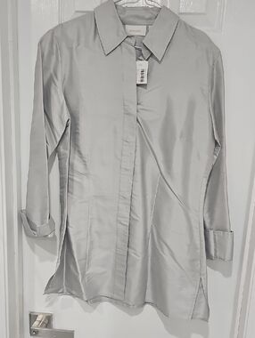 Chico's Silver Satin Long-Sleeve Tunic Shirt